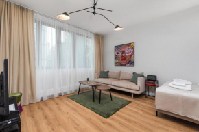 Grzybowska 37 - A by Homeprime Warsaw
